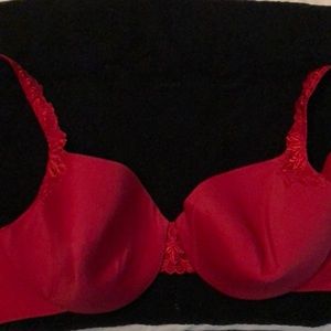 Red Lilyette bra 38D